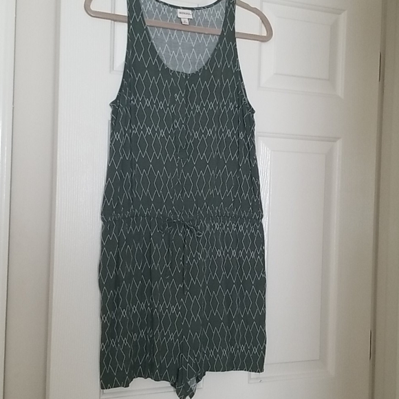 Geometric green romper - Picture 1 of 6
